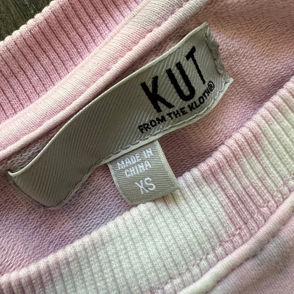 KUT from the Kloth, sz XS soft pink sweatshirt